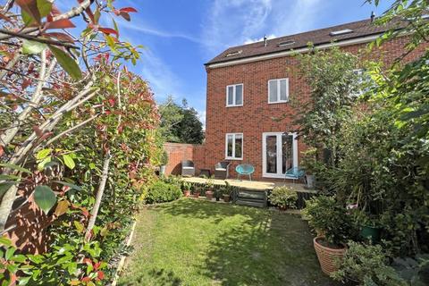 4 bedroom end of terrace house for sale, Rastrick Close, Bridgnorth WV16