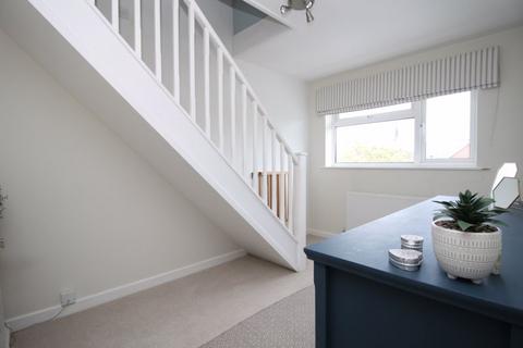 43 Beacon Bottom, Park Gate, Southampton, SO31 7GQ
