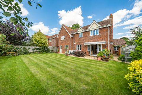 4 bedroom detached house for sale, Spring Close, Gislingham IP23