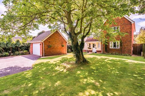 4 bedroom detached house for sale, Spring Close, Gislingham IP23