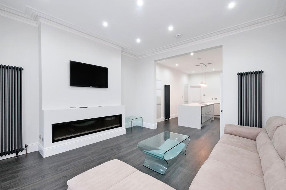 Lounge 3