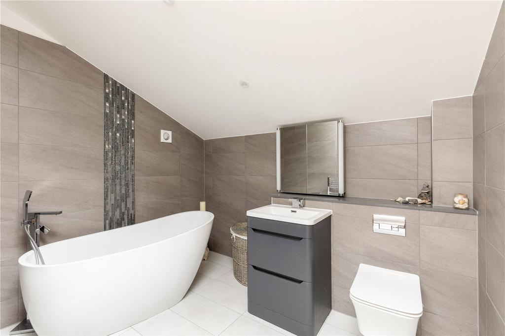 Bedroom 1 En Suite