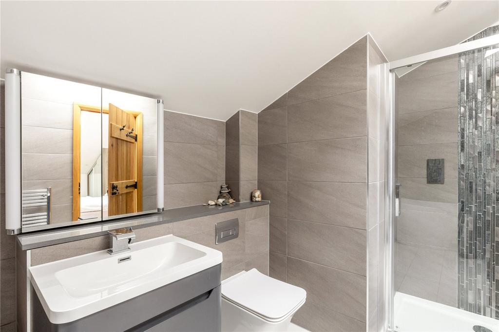 Bedroom 1 En Suite