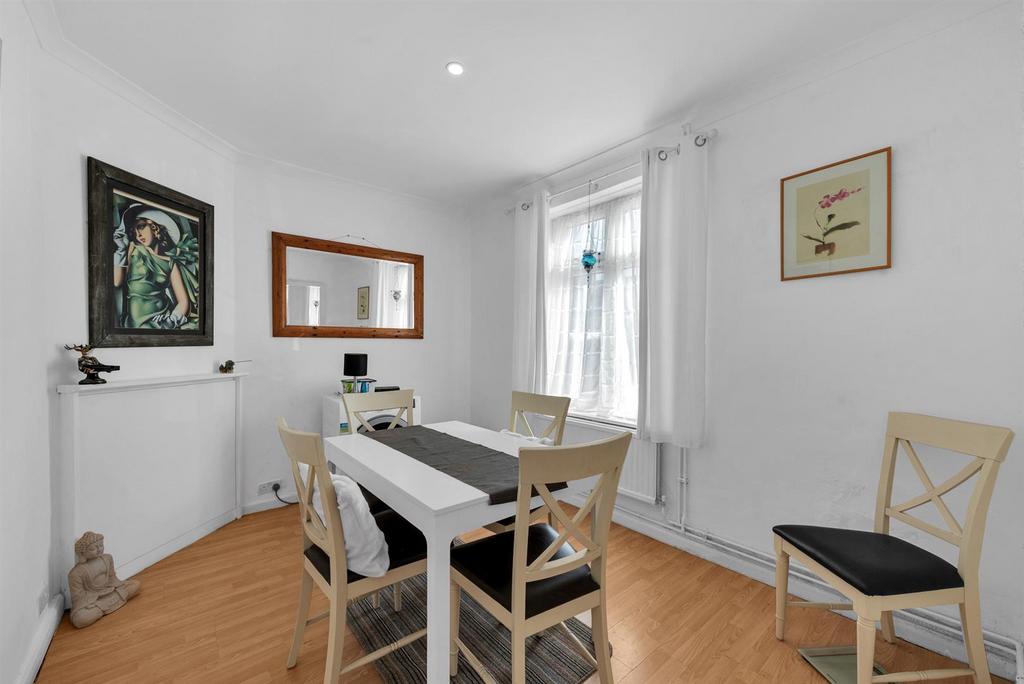 Southover, Bromley 3 bed terraced house for sale £415,000
