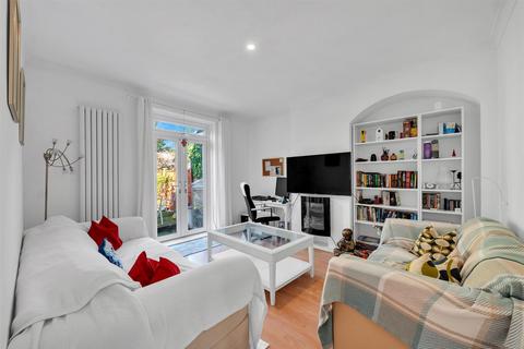 13 Southover, Bromley, BR1 4RU