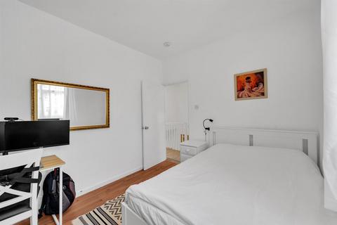 13 Southover, Bromley, BR1 4RU