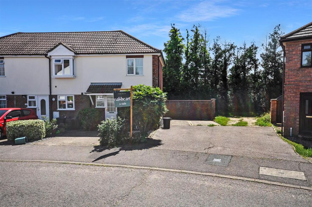 Chatsworth Road, Colchester CO5 2 bed end of terrace house for sale - £ ...