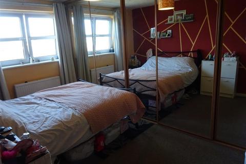 2 bedroom flat for sale - Grand Parade, Littlestone, New Romney