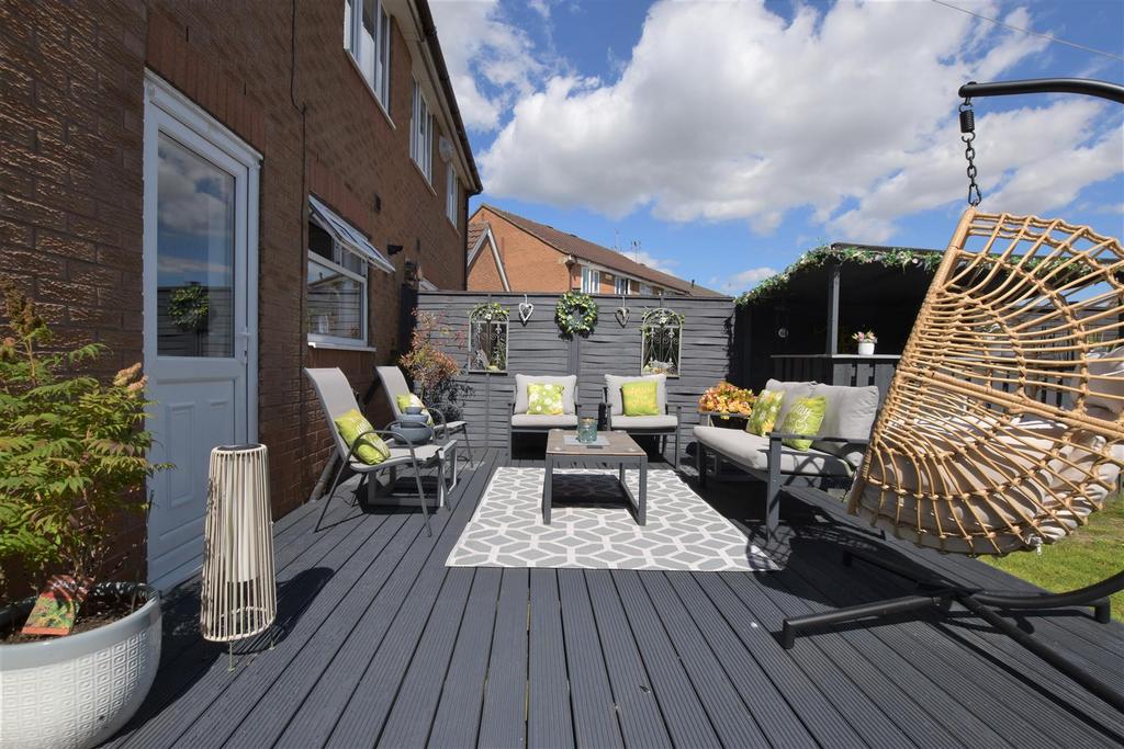 Decking Area.jpg