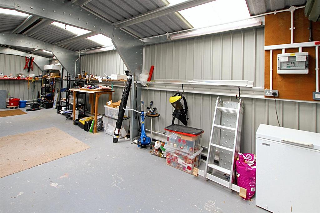 Workshop/Garage