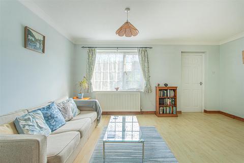 3 bedroom detached house for sale - Glebe Way, Corsham