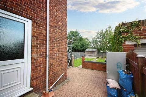 30 Kingsway, Wombwell, Barnsley, S73 0EA