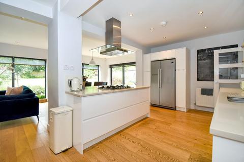 91 Westgate, Guiseley, Leeds, LS20 8HH