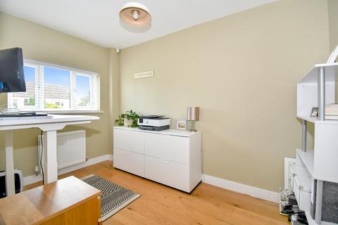 91 Westgate, Guiseley, Leeds, LS20 8HH