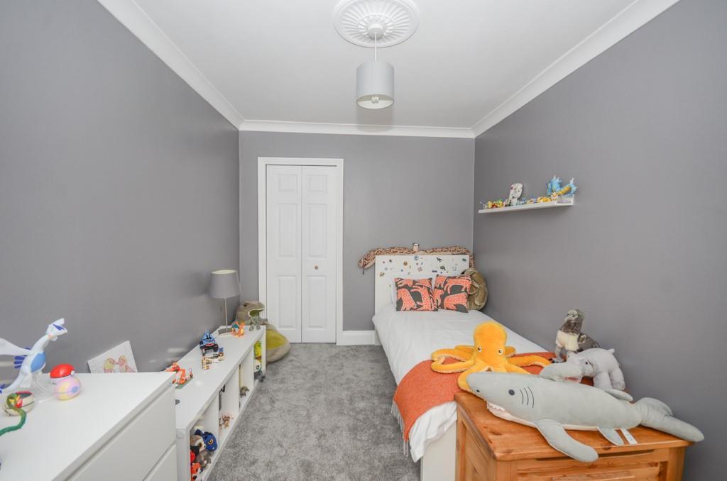Bedroom three pic 2.jpg