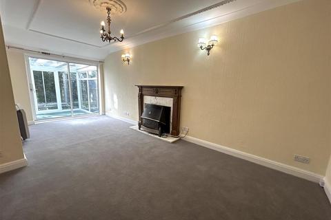 90 Bowling Green Road, Dudley, DY2 9NA