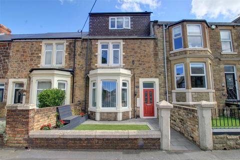 4 bedroom terraced house for sale - Medomsley Road, Consett, County Durham, DH8