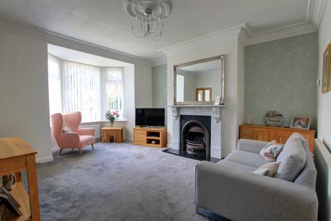 4 bedroom terraced house for sale - Medomsley Road, Consett, County Durham, DH8
