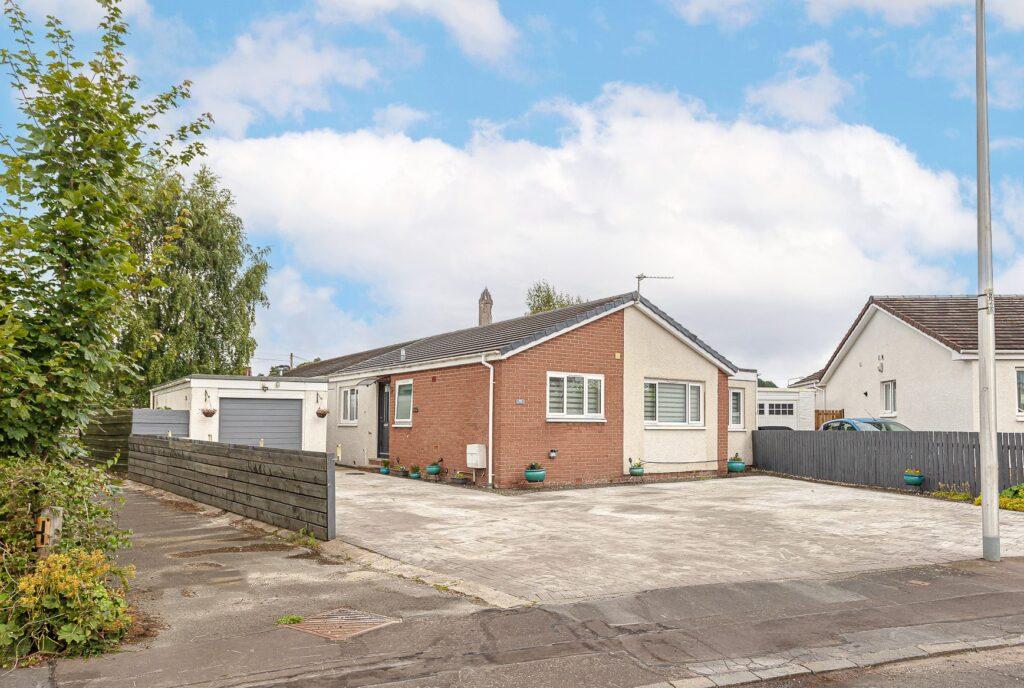 Lothian Crescent, Causewayhead, FK9 6 bed detached bungalow for sale £440,000