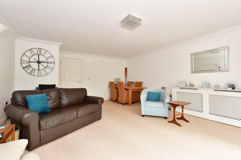 4 bedroom end of terrace house for sale, Millways, Freshwater, Isle of Wight