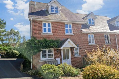 4 bedroom end of terrace house for sale, Millways, Freshwater, Isle of Wight