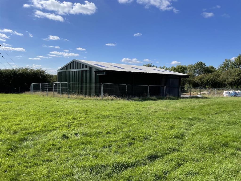 Meadow Fields, Cirencester Road, South Cerney, Cirencester Plot for