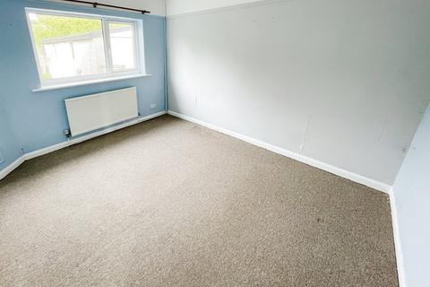 2 bedroom bungalow for sale - Oakfield Avenue, Upton, Chester, Cheshire, CH2