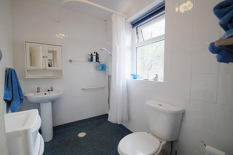 11 Beech Avenue, Greenfield, Oldham, OL3 7AW