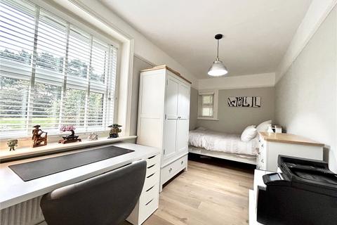Flat 1, Staunton House Exeter Park Road, Bournemouth, BH2 5BA