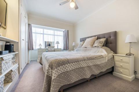 75 Worplesdon Road, Guildford, GU2 9RT