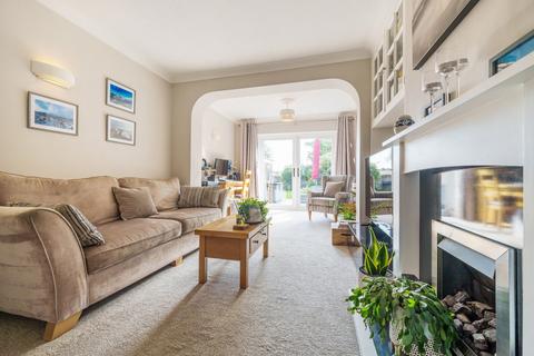 75 Worplesdon Road, Guildford, GU2 9RT