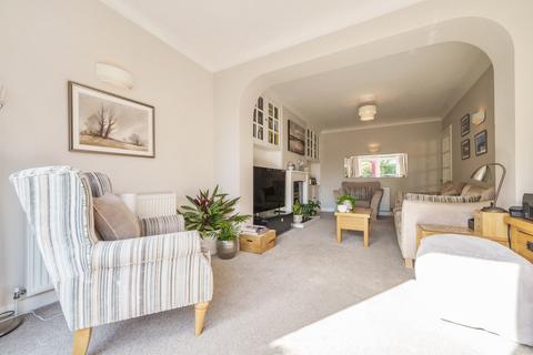 75 Worplesdon Road, Guildford, GU2 9RT