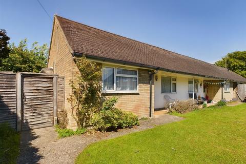 1 bedroom bungalow for sale - Chestnut Close, Haslingfield