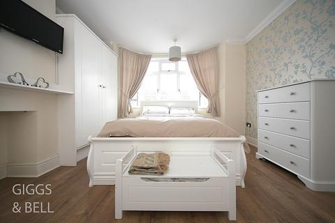 35 Alton Road, Luton, LU1 3NS