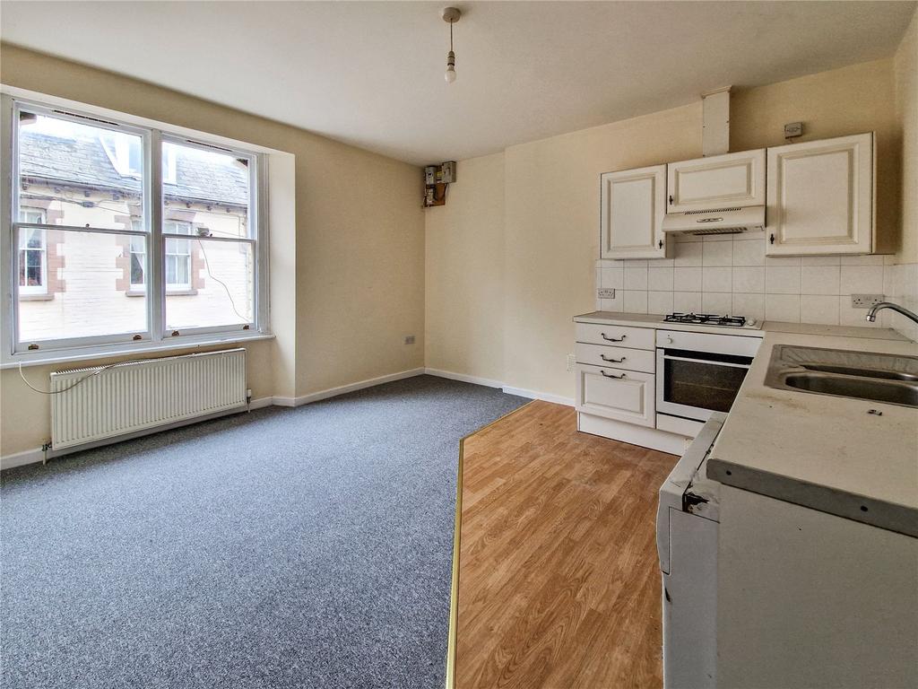 Barnstaple, Devon 1 bed flat for sale £100,000