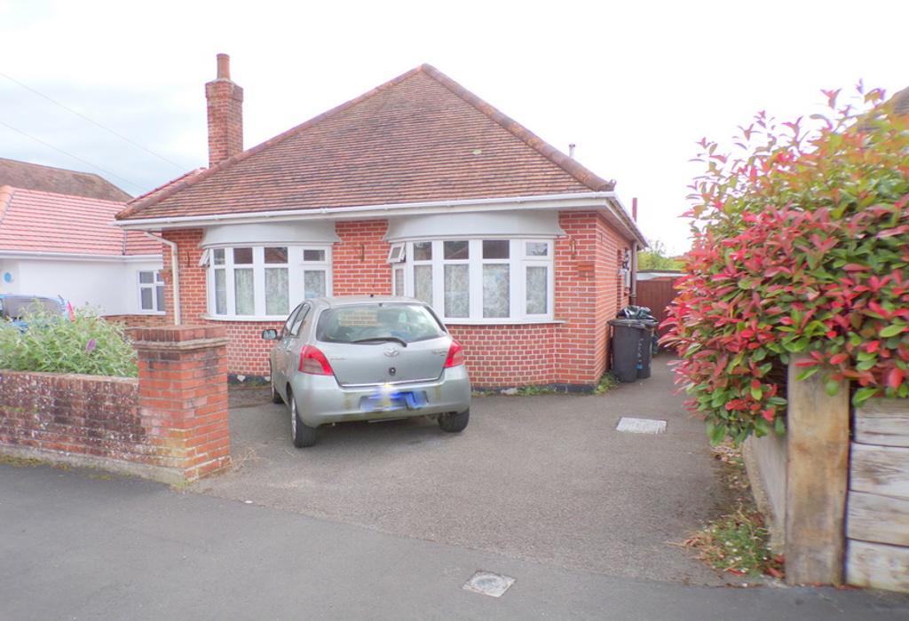 Granby Road, Bournemouth, Dorset 3 bed detached bungalow for sale £