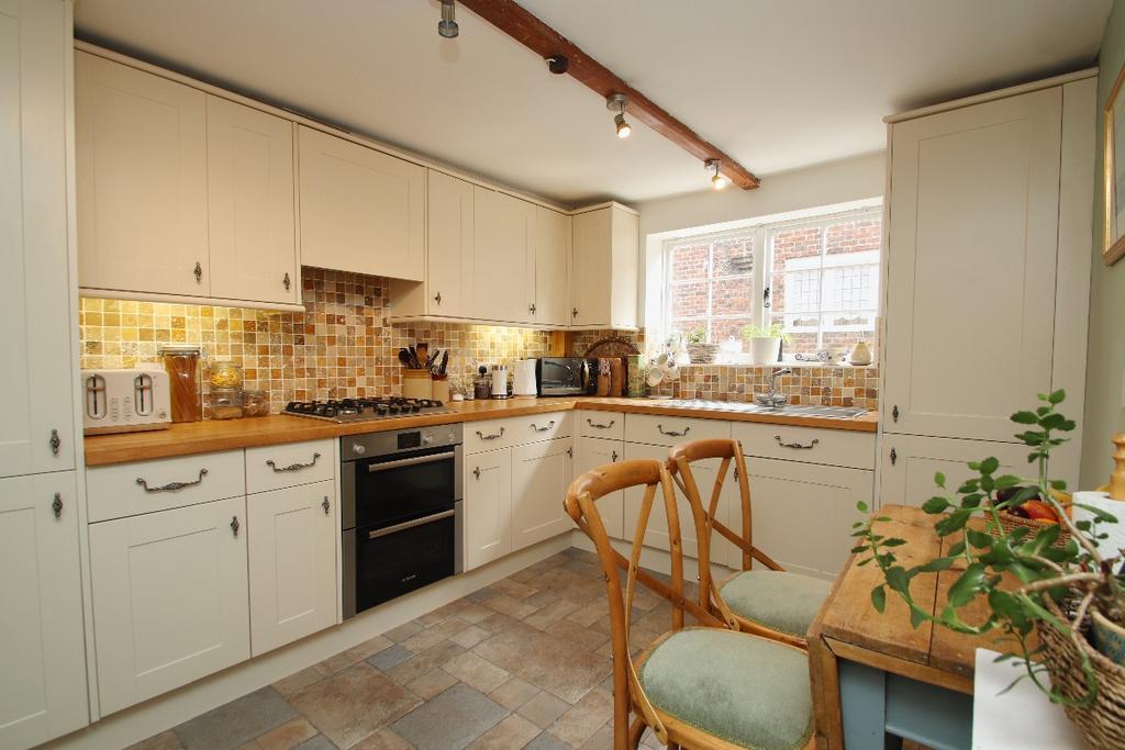 Cherry Tree Cottage, Pudding Lane, Ash, Canterbury 2 bed cottage for