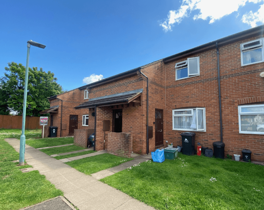 Hopes Close, Lydney, Gloucestershire... 1 bed flat £95,000