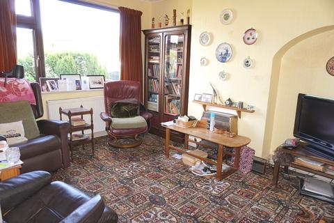 59 Mount Road, Chessington, KT9 1JQ
