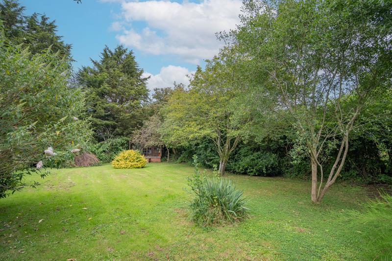 Water Lea, Stocks Lane, Malvern, Worcestershire, WR13 4 bed bungalow