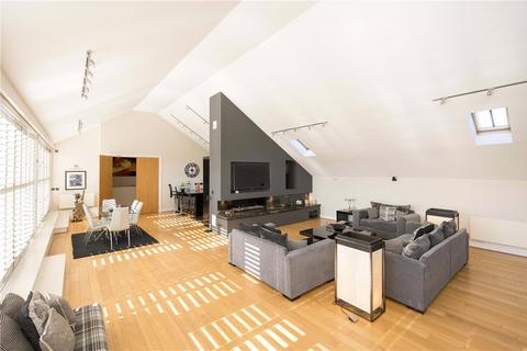 3 bedroom penthouse for sale - Victoria House, 38 Victoria Avenue, Harrogate, North Yorkshire, HG1