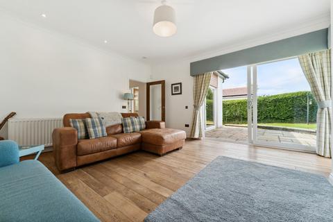 4 bedroom detached bungalow for sale, Busby Road, Carmunnock, G76