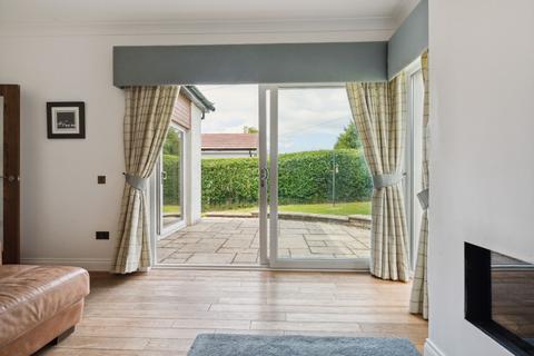 4 bedroom detached bungalow for sale, Busby Road, Carmunnock, G76