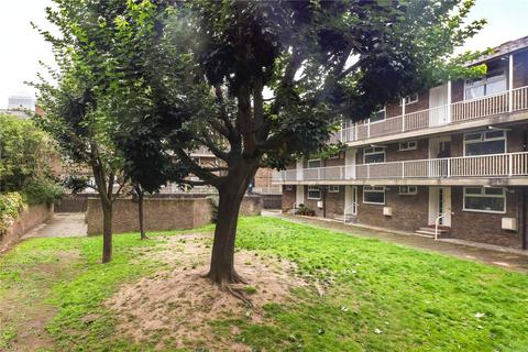 172 Hind Grove, London, E14 6HP