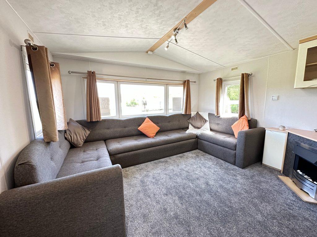 Hedley Wood Holiday Park 2 bed static caravan £34,995