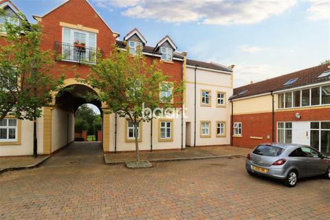 1 bedroom flat to rent, Elgar Close, Redhouse
