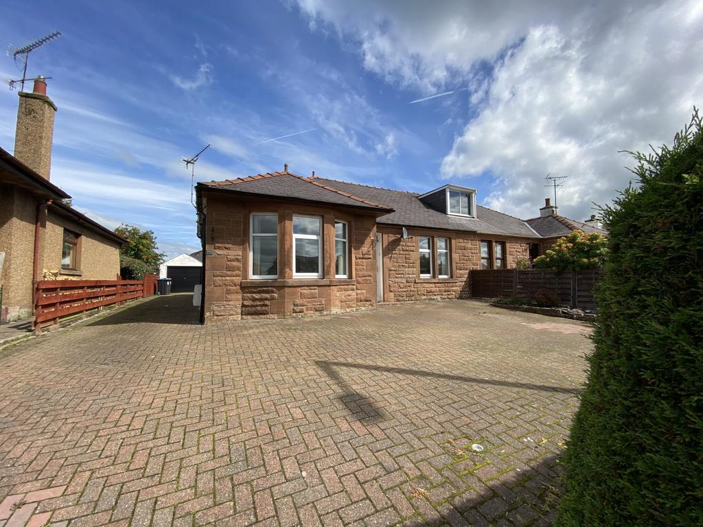 92 Pleasance Avenue, Dumfries, DG2 7JX 3 bed property £165,000
