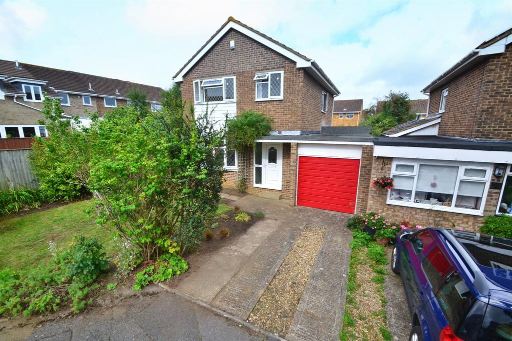 Hamworthy 3 bed detached house for sale £390,000