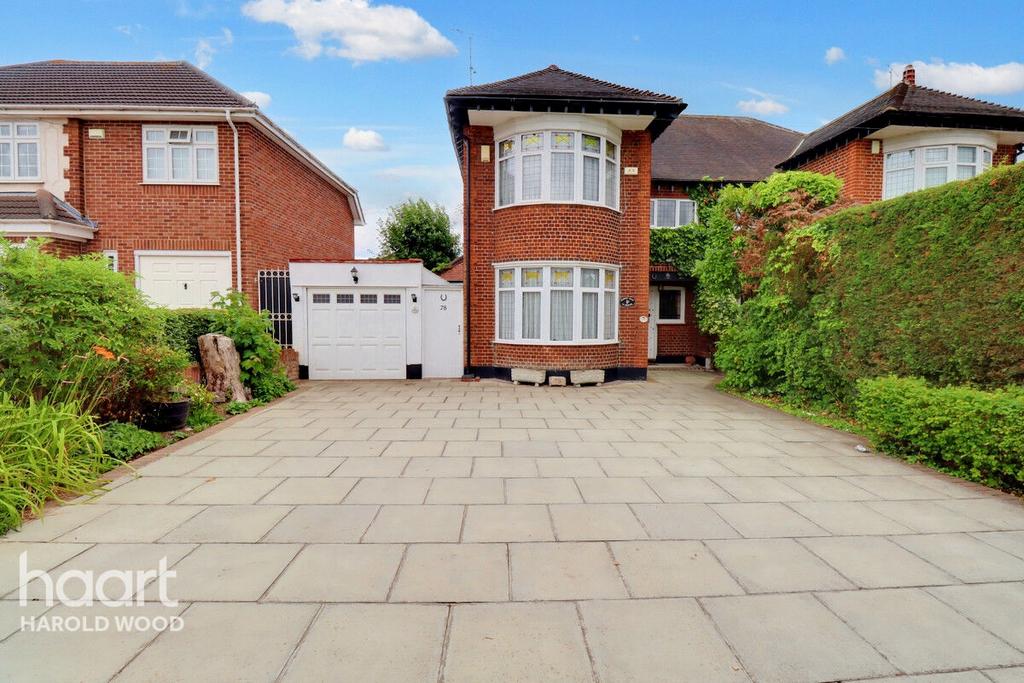 Squirrels Heath Road, Romford 3 bed semidetached house for sale £640,000