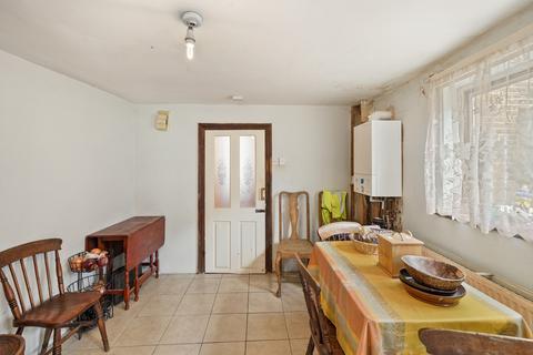 4 bedroom terraced house for sale - London SW4